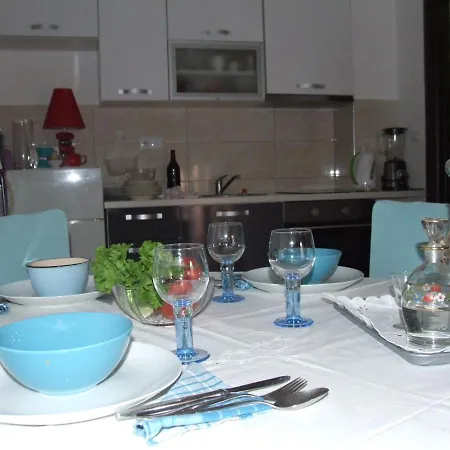 Apartment Studio Apartman Marita
