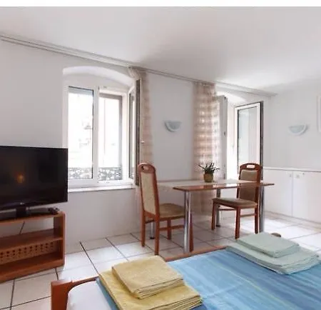 Studio Apartman Marita *